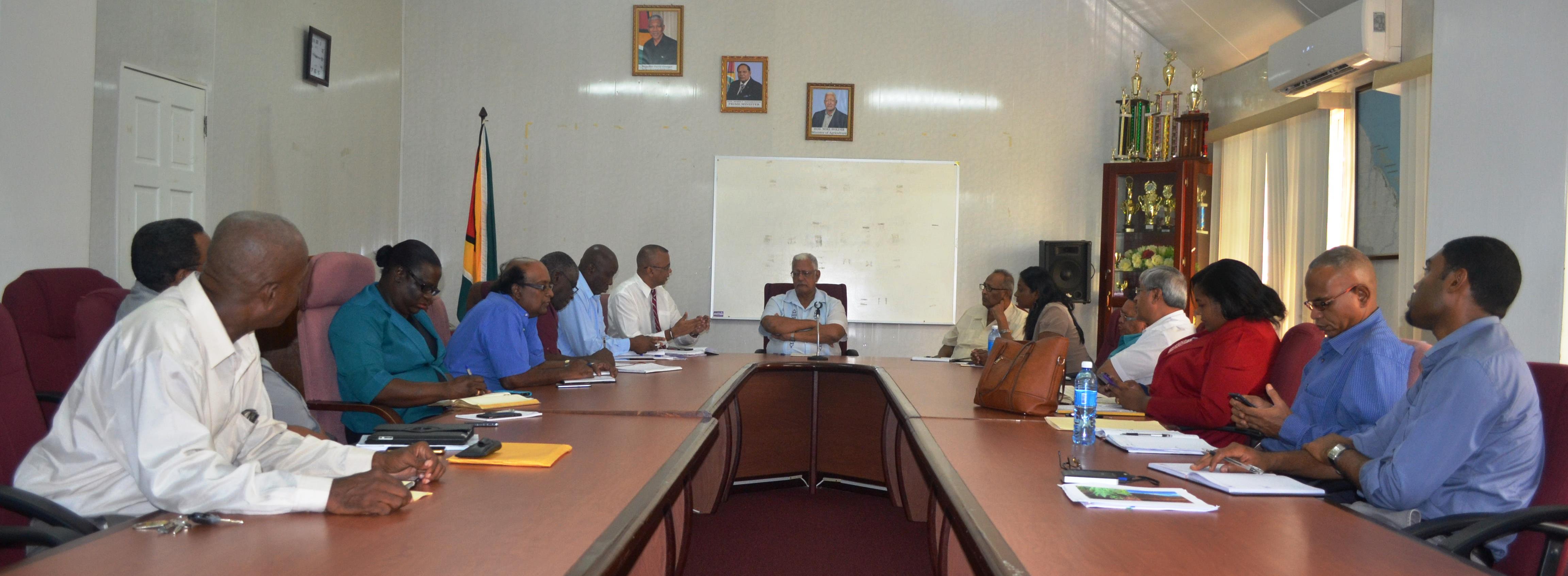 Ministry officials discuss plans for Agriculture Month 2016