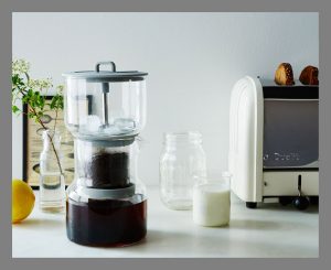 a-cold-brew-coffee-maker