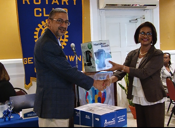 Rotary Club donates appliances to Bal Nivas Shelter