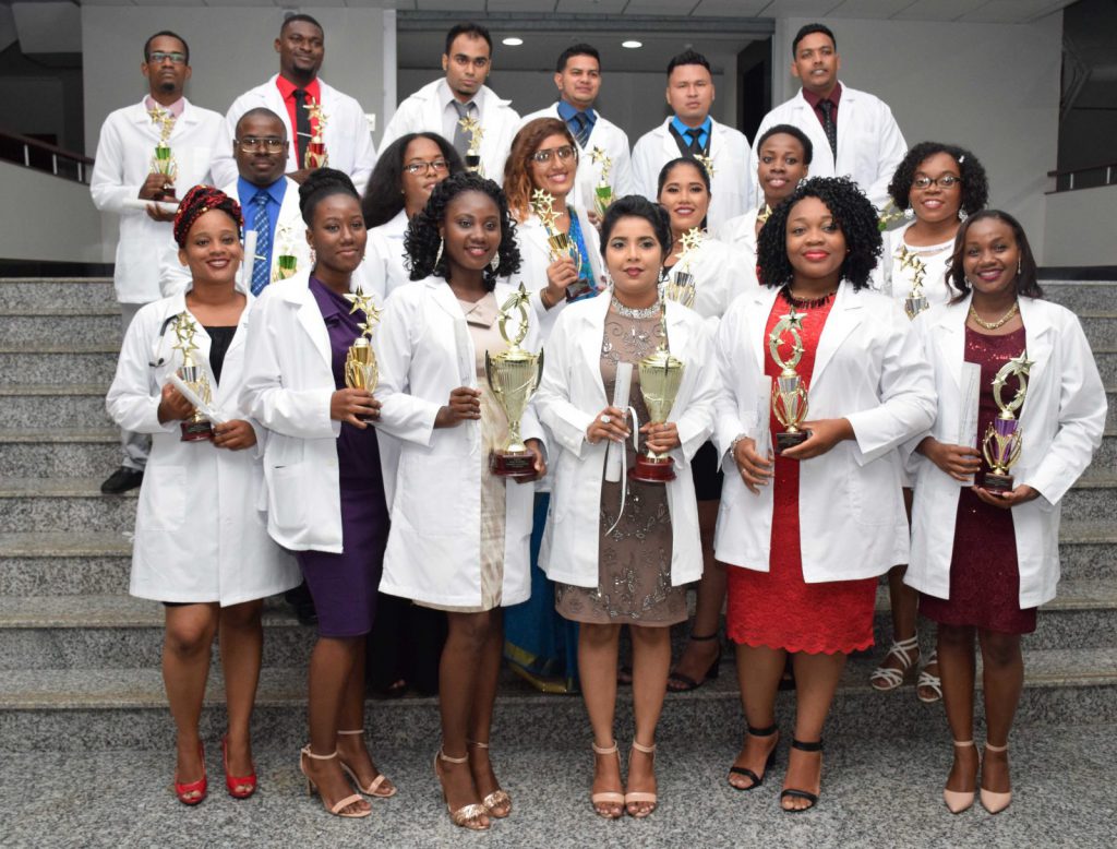 19 Cuba-trained doctors sworn in to medical profession