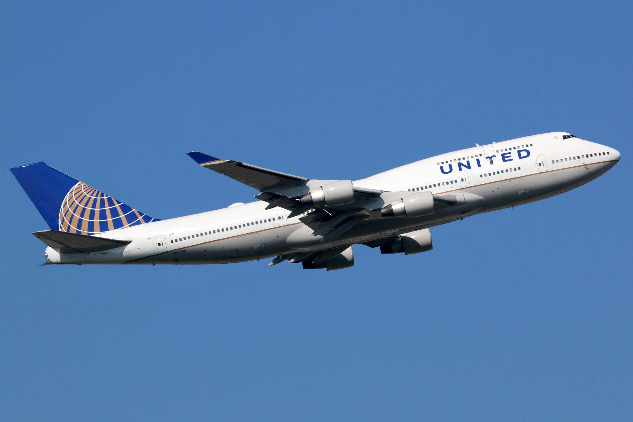 Three top int’l airlines eye Guyana