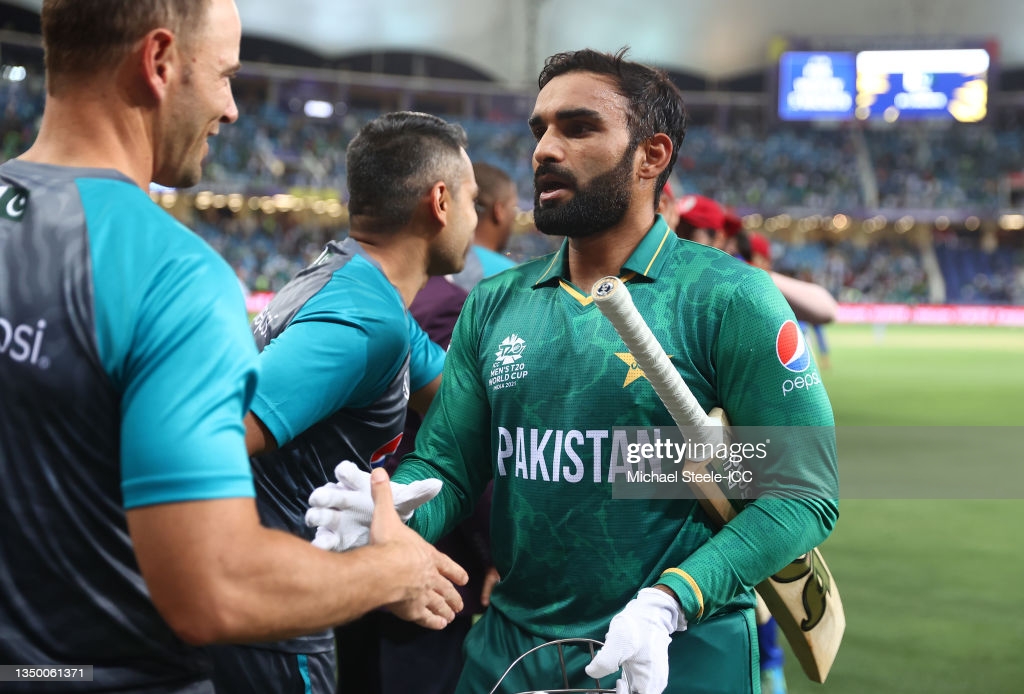 Six-hitting Ali keeps Pakistan unbeaten in World T20
