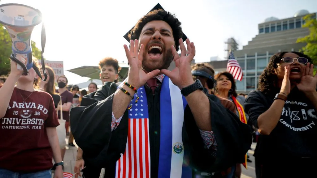 US halts student visa appointments and plans expanded social media vetting