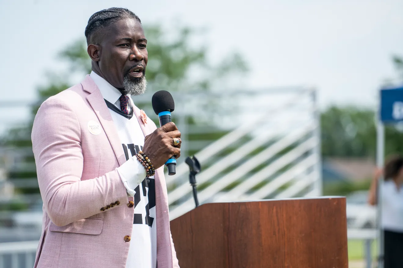 UPDATE: Guyanese-born U.S. Superintendent loses license amid deportation fight