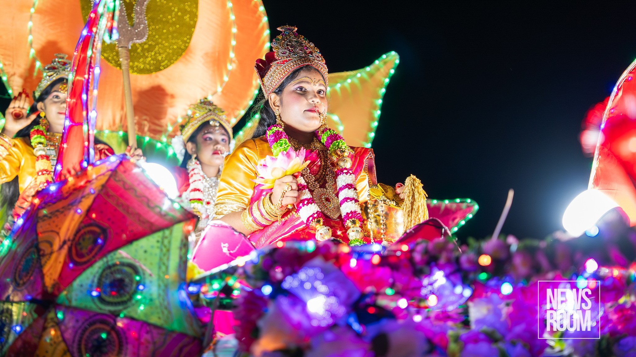 Almost 40 floats part of grand Diwali motorcade on Sunday night 