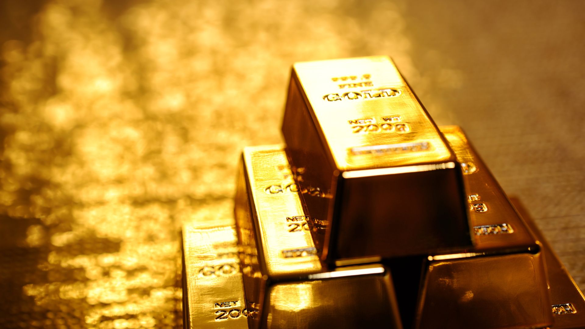 Gold hits US$4,000 an ounce for the first time